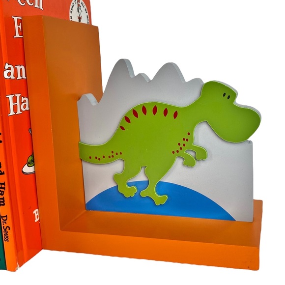 CREATIVE CONCEPTS For Kids ☆ T-Rex Dinosaur Wood Bookends - Picture 3 of 8
